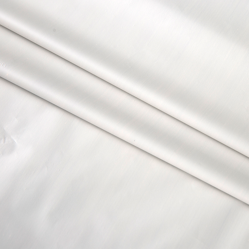 Nízka priedušná 2 vrstva 100% výpadok filmu TPU pre záves béžovej farby + čierny čierny film Blackout Film